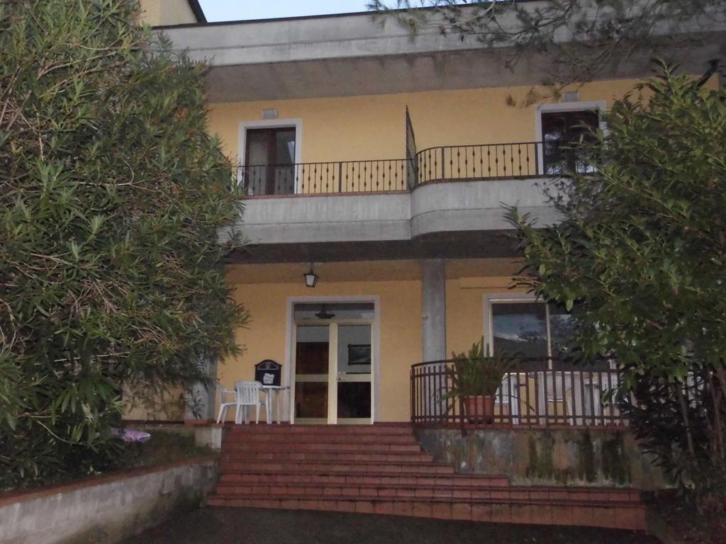 Hotel Valleumbra Torgiano Exterior photo
